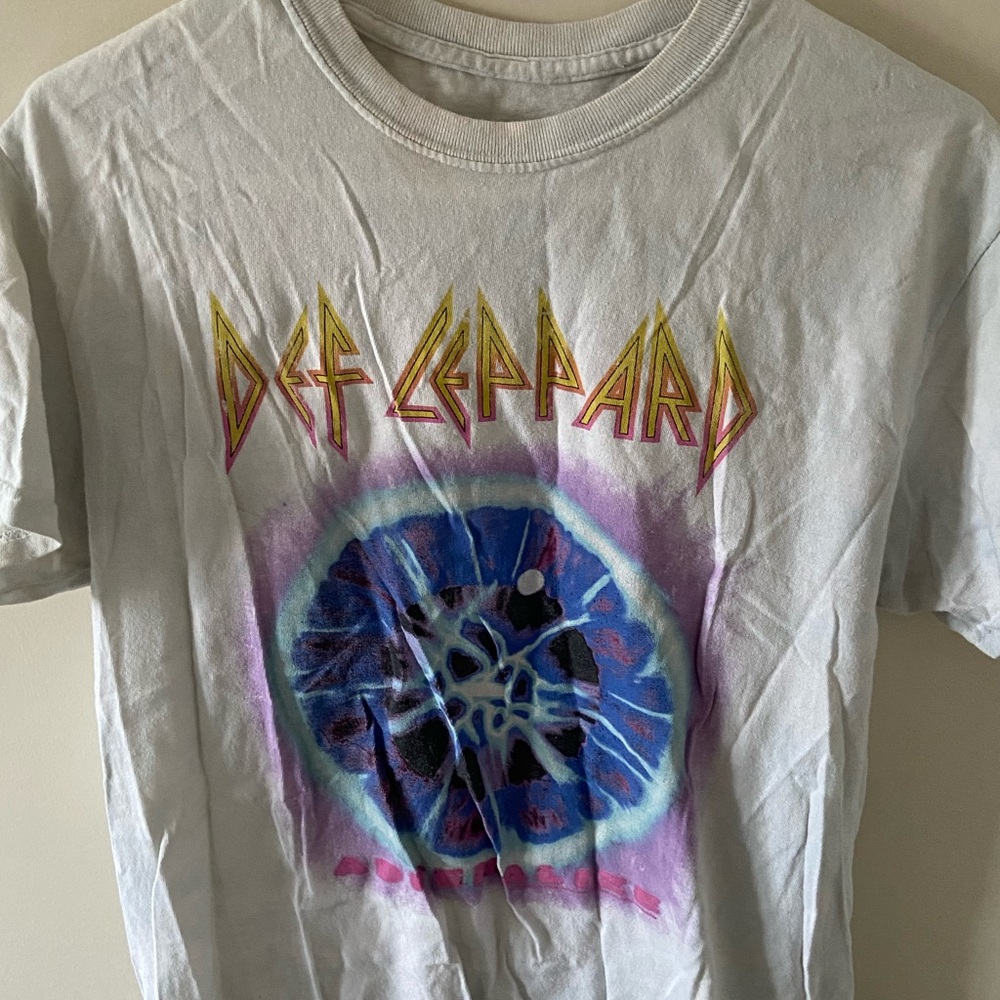 Def Leppard Band Tee
